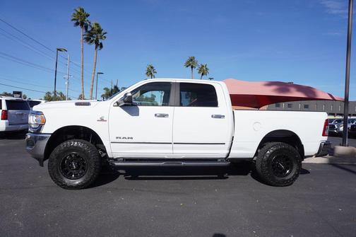 2020 RAM 2500 Big Horn Crew Cab 4X4 6'4' Box