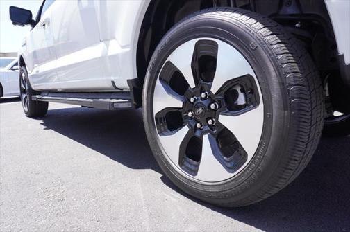 2023 Ford F-150 Lightning Platinum
