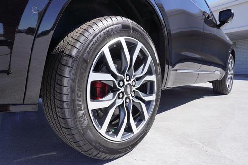 2025 Cadillac XT6 Sport AWD