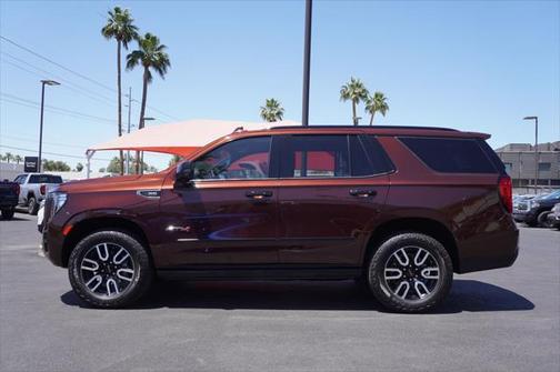 2023 GMC Yukon 4WD AT4