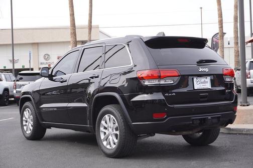 2021 Jeep Grand Cherokee Laredo
