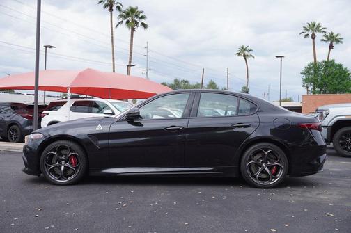 2019 Alfa Romeo Giulia Quadrifoglio