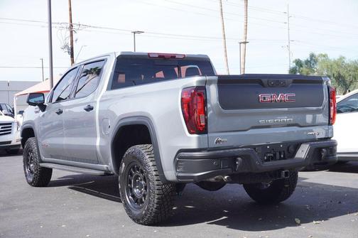 2024 GMC Sierra 1500 AT4X