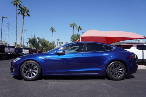 2020 Tesla Model S Long Range