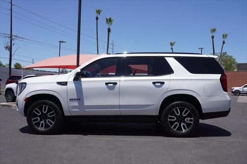2023 GMC Yukon 4WD AT4