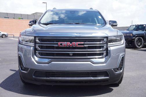 2022 GMC Acadia AWD AT4