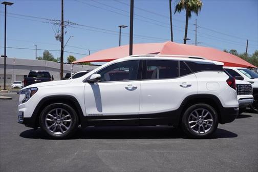 2023 GMC Terrain SLT