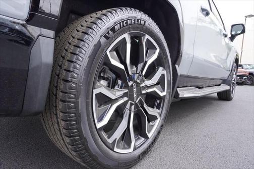 2025 GMC Sierra EV Extended Range Denali