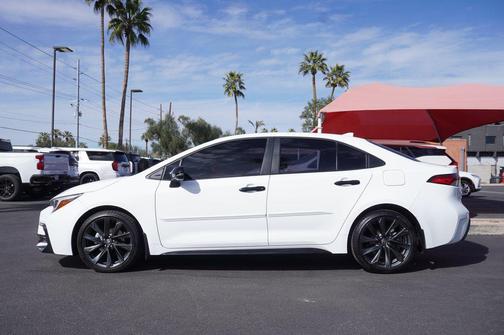 2025 Toyota Corolla SE