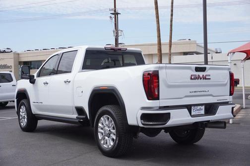 2023 GMC Sierra 2500 Denali