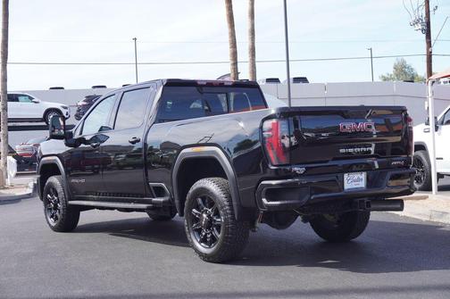 2025 GMC Sierra 2500 AT4