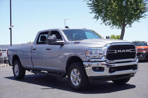 2024 RAM 3500 Big Horn Crew Cab 4x4 8' Box