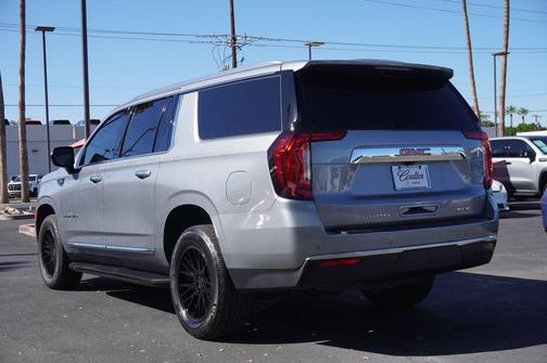 2023 GMC Yukon XL SLT