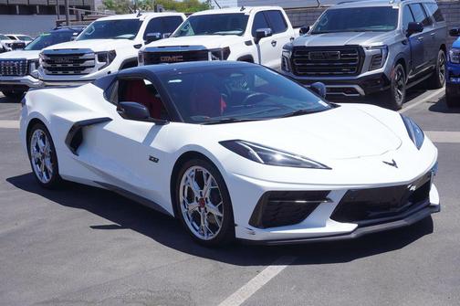 Arctic White 2024 Chevrolet Corvette Stingray w/2LT