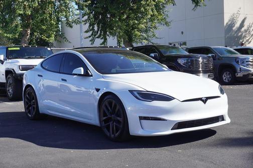 2022 Tesla Model S Plaid