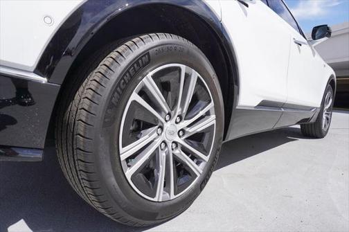 2025 Cadillac LYRIQ Luxury w/1SC