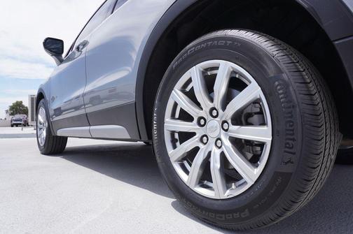 Argent Silver Metallic 2023 Cadillac XT4 Premium Luxury