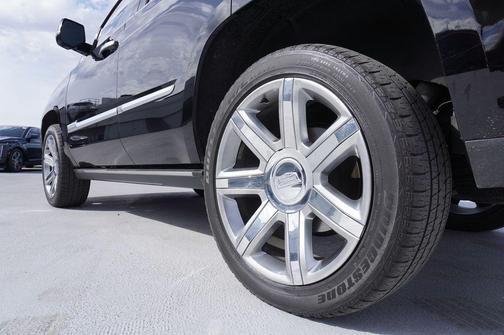 2020 Cadillac Escalade Premium Luxury