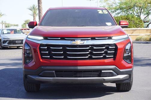 Radiant Red Tintcoat 2025 Chevrolet Equinox 1LT
