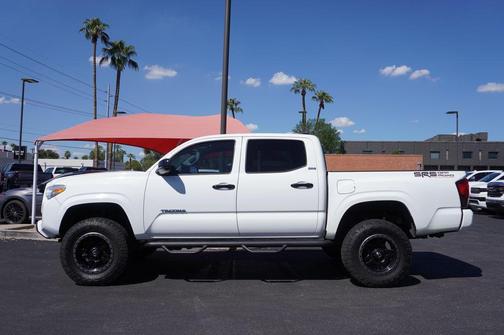 2020 Toyota Tacoma SR