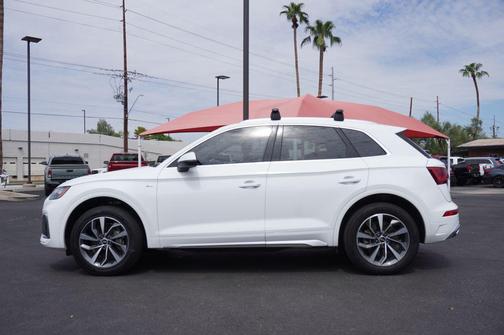 2022 Audi Q5 45 S line Premium Plus