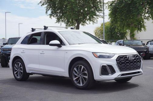 2022 Audi Q5 45 S line Premium Plus