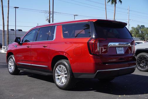 2022 GMC Yukon XL SLT