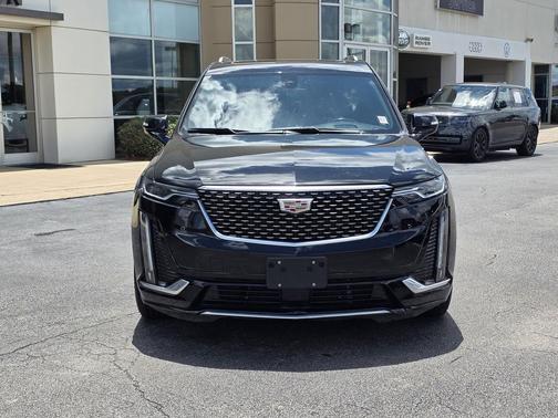 Stellar Black Metallic 2023 Cadillac XT6 Premium Luxury FWD