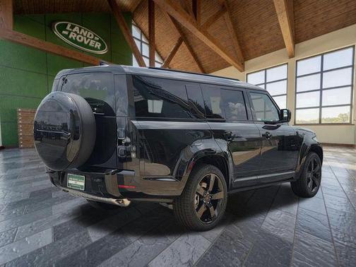 Santorini Black Metallic 2026 Land Rover Defender P400 X-Dynamic SE