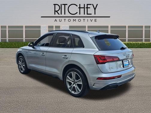 Florett Silver Metallic 2025 Audi Q5 45 S line Premium