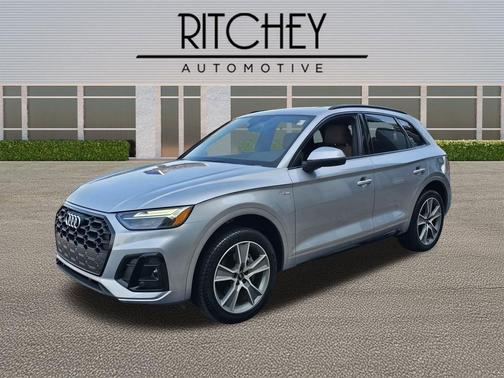 Florett Silver Metallic 2025 Audi Q5 45 S line Premium