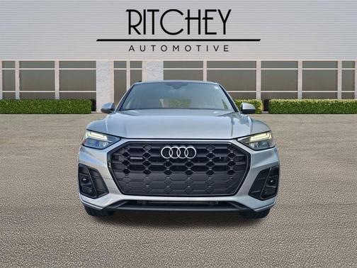 Florett Silver Metallic 2025 Audi Q5 45 S line Premium