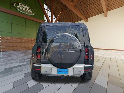 2024 Land Rover Defender 110 P300