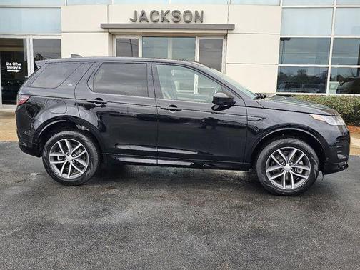 Santorini Black Metallic 2025 Land Rover Discovery Sport Dynamic SE