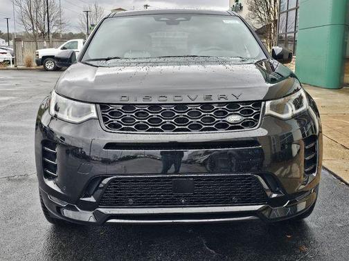 Santorini Black Metallic 2025 Land Rover Discovery Sport Dynamic SE