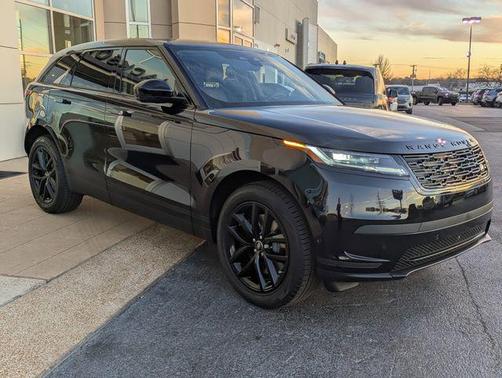Santorini Black Metallic 2026 Land Rover Range Rover Velar P250 S