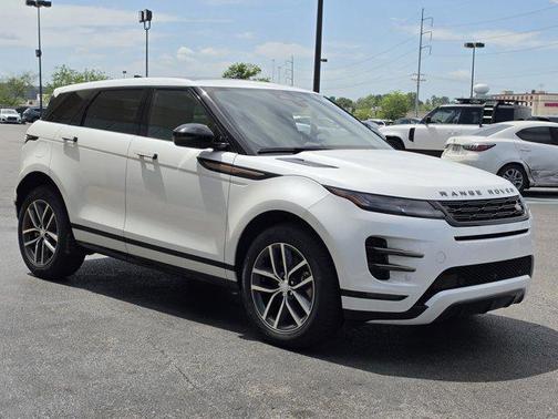 Ostuni Pearl White Metallic 2025 Land Rover Range Rover Evoque Dynamic SE