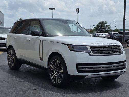 White 2026 Land Rover Range Rover P530 SE