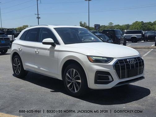 Ibis White 2021 Audi Q5 45 Premium Plus
