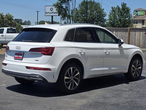 Ibis White 2021 Audi Q5 45 Premium Plus