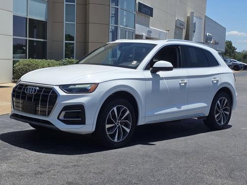 Ibis White 2021 Audi Q5 45 Premium Plus