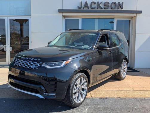 Santorini Black Metallic 2026 Land Rover Discovery Gemini Edition