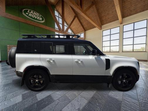 Fuji White 2024 Land Rover Defender X-Dynamic SE