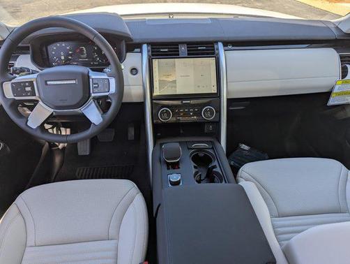 2026 Land Rover Discovery S