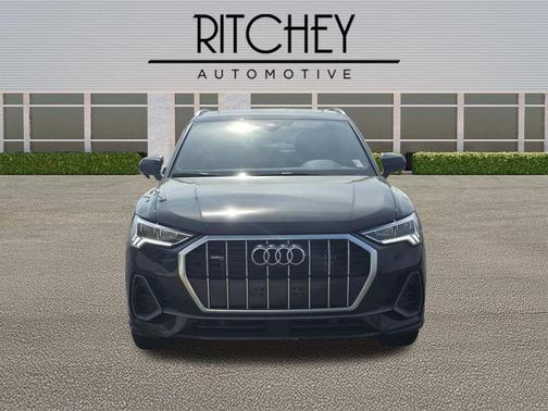 Mythos Black 2025 Audi Q3 45 S line Premium Plus