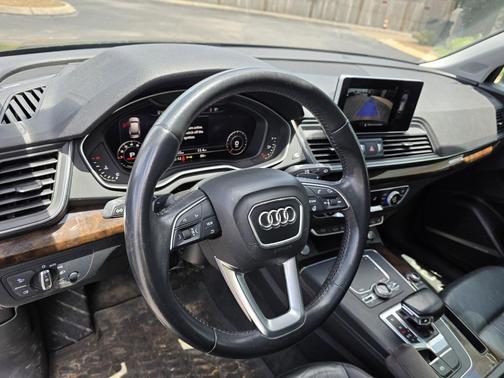 Black 2019 Audi Q5 2.0T Premium Plus