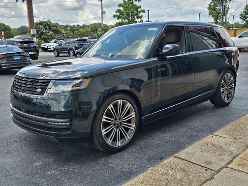 2025 Land Rover Range Rover P530 SE 7 Seat