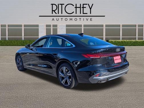 Mythos Black 2025 Audi A5 Premium Plus TFSI quattro S tronic