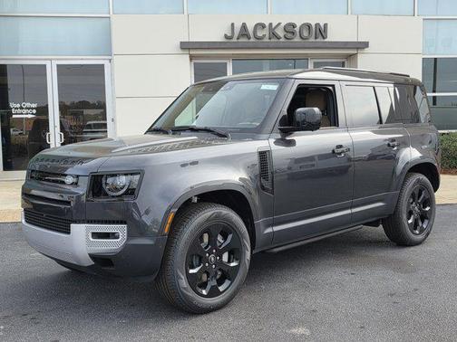 2025 Land Rover Defender 110 P400 S