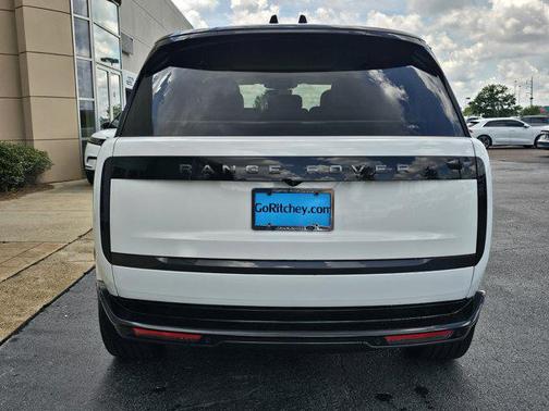 2025 Land Rover Range Rover P400 SE 7 Seat